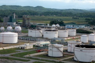 Lọc dầu Dung Quất lại lo tồn kho lớn