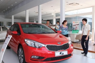 Các hãng xe nô nức bán hàng
