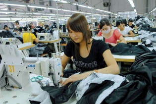 Dự án FDI lớn đổ vào dệt may