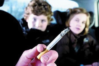 Mối nguy hại thuốc lá đối với trẻ em