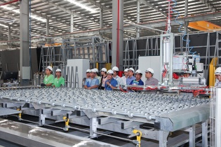 Gian lận và tâm lý sính ngoại bóp chết kính nội