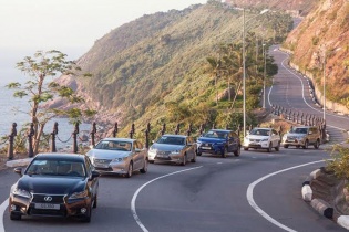 Lexus lặng lẽ toả sáng