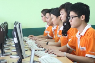 Thuê ngoài dịch vụ công nghệ thông tin: Loay hoay, đụng ngay đối thủ mới