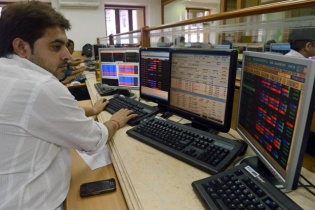 Thị trường chứng khoán: Khối ngoại sẽ sớm mua ròng trở lại