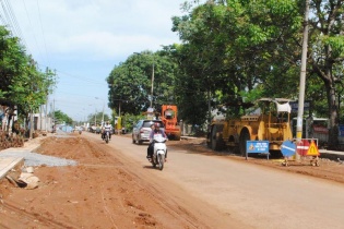 Dự án xây dựng đường nối hương lộ 10 (Đồng Nai): Nghi vấn vi phạm Luật Đấu thầu thầu