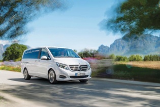 Mercedes-Benz V 250 và Vito Tourer 121: Không gian tận hưởng của cả gia đình