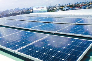 Đổ xô đầu tư vào điện mặt trời