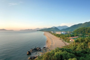 Mô hình khu kinh tế tổng hợp miền Trung: Phát huy thế mạnh trên nền tảng liên kết