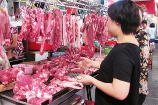 Tiêu thụ thịt lợn trông vào thị trường nội địa