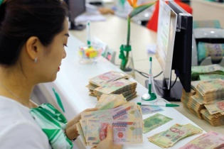 Tìm cách rót thêm hơn nửa triệu tỷ đồng vào nền kinh tế
