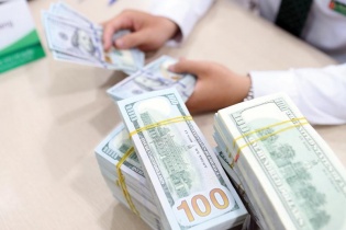 Chưa hết áp lực giảm kiều hối