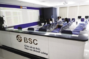 Công ty chứng khoán ăn theo sóng thị trường
