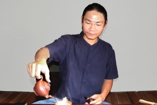 8X Nguyễn Việt Bắc, ông chủ Thưởng Trà Quán với khát vọng bảo tồn giống trà Việt cổ