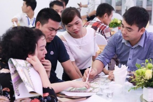 “Mua ngay liền kề - Nhận về xe Merc” cùng Lovera Garden