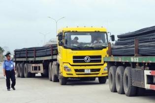 Dính kiện phòng vệ, ngành thép lo xuất khẩu