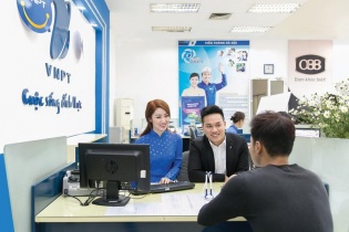 Tam đại gia chạy đua giữ chân thuê bao di động