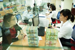 Thắt chặt tiền tệ để kiểm soát lạm phát theo mục tiêu