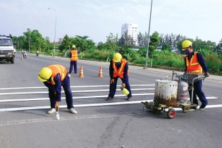 Đói, no đời sống công nhân ngành giao thông