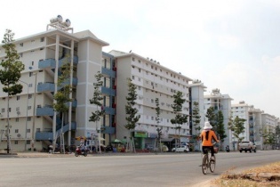 Doanh nghiệp "khóc dở" vì làm nhà ở giá rẻ