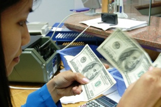 Việt Nam còn nhiều công cụ để ổn định tỷ giá