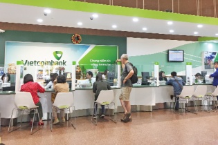 Vietcombank tiếp tục triển khai nhiều dịch vụ thanh toán tiện ích cho khách hàng 