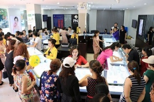 PNJ đuối sức sau tăng vốn