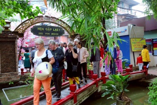 Gỡ điểm nghẽn cho ngành "công nghiệp không khói" bằng công nghệ
