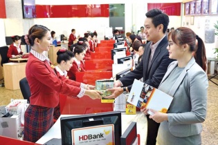 Thúc đẩy điện mặt trời áp mái: Chính phủ, ngân hàng, người dân cùng vào cuộc