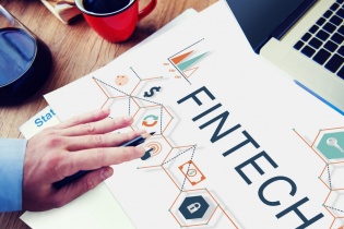 Dòng tiền ‘nóng’ đổ vào fintech