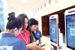 Cuộc chơi đốt tiền với QR Code