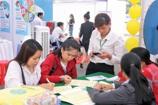 “Săn đầu người” thời công nghệ