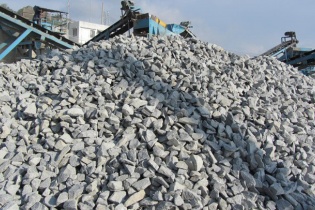 Bóng dáng sở hữu chéo tại Đá Núi Nhỏ