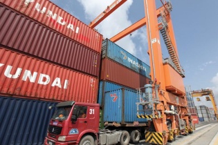 Cải thiện hạ tầng, phát triển logistics để tiến xa