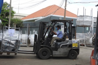 Ứng phó hiệu quả covid-19, cấp bách tháo gỡ khó khăn cho sản xuất - kinh doanh