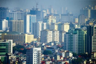 Thị trường bất động sản: Đầu tư kiểu “thả gà ra đuổi”