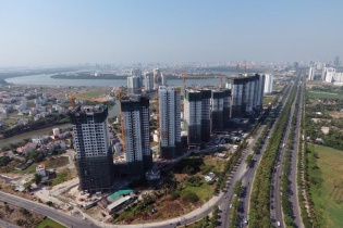 Thị trường bất động sản: Còn nhiều dự án chờ được giải cứu