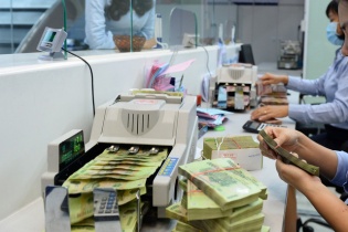 Co kéo dòng tiền, doanh nghiệp buộc phải lỡ hẹn cổ tức