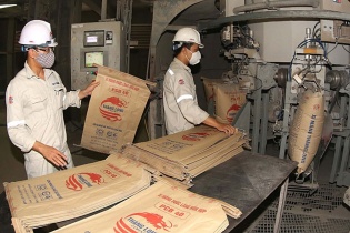Dư cung quá lớn, đầu tư vào xi măng gặp khó