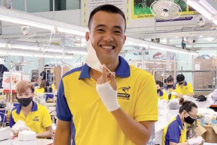 Phạm Quang Anh, sáng lập Công ty May mặc Dony: May mắn vì được học đi đôi với hành