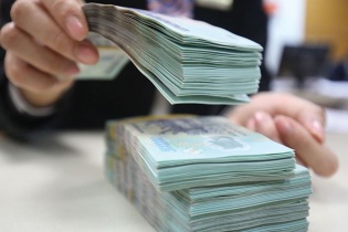 Cơ cấu nợ, ngân hàng cũng vướng