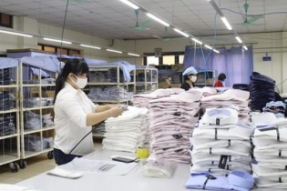 Ngành hàng xuất khẩu lớn chông chênh