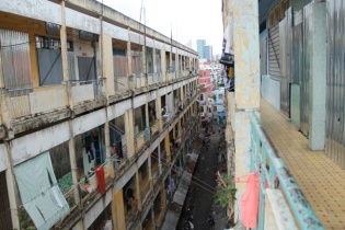 Bế tắc trong cải tạo chung cư cũ tại TP.HCM