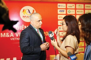 Báo chí sống “cuộc sống bình thường mới”