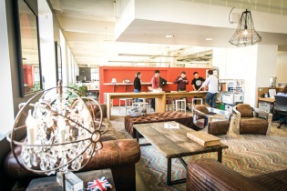 Co-working space tấn công thị trường ngoại