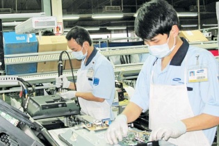 Nhà đầu tư nước ngoài "kêu" vì không được công nhận doanh nghiệp chế xuất 