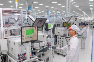 Dự kiến tăng trưởng GDP năm 2021 khoảng 6%