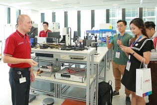 Chuyển đổi số ở doanh nghiệp nhà nước: Bước chuyển ngỡ ngàng