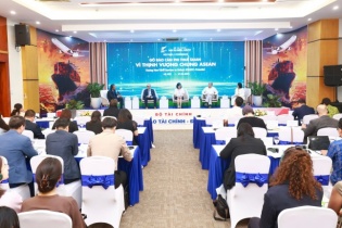 “Việt Nam là hình mẫu trong khu vực ASEAN về cải cách phi thuế quan” 