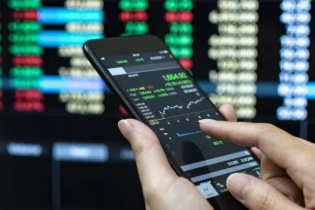 Chứng khoán phiên 7/11: Cầu bắt đáy yếu, VN-Index xuống dưới 1.600 điểm 