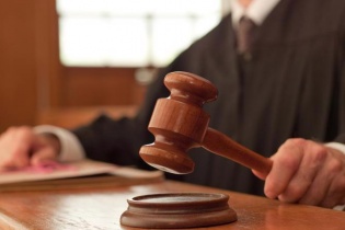 Hai cá nhân mượn 15 tài khoản chứng khoán để thao túng cổ phiếu PPT 